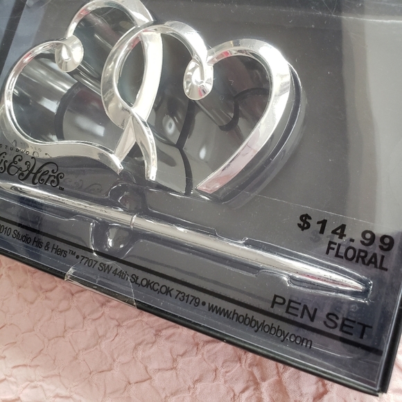 His&Hers Studio Wedding Pen set - Picture 3 of 6